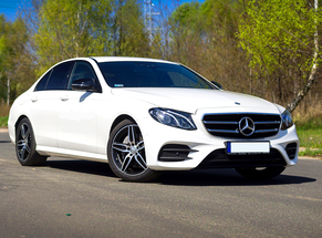 Mercedes Benz E-Klasse E300 4Matic New