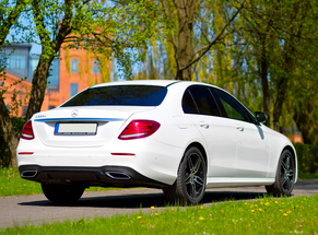 Mercedes Benz E-Klasse E300 4Matic New