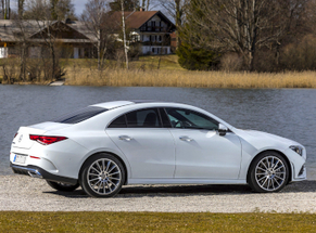 Mercedes Benz CLA